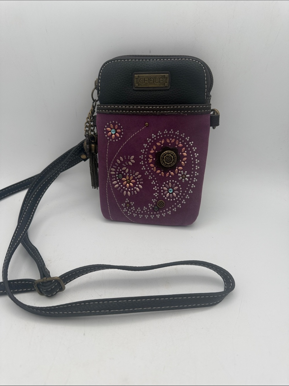 Chala Dazzled Paisley Cellphone Crossbody Handbag Purple Leather 7x5”